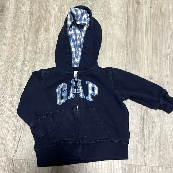 4/$30 Gap logo plaid sweater - Picture 1 of 1